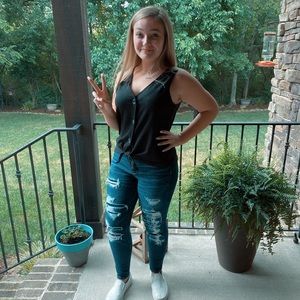 Meet your Posher, Kaylee